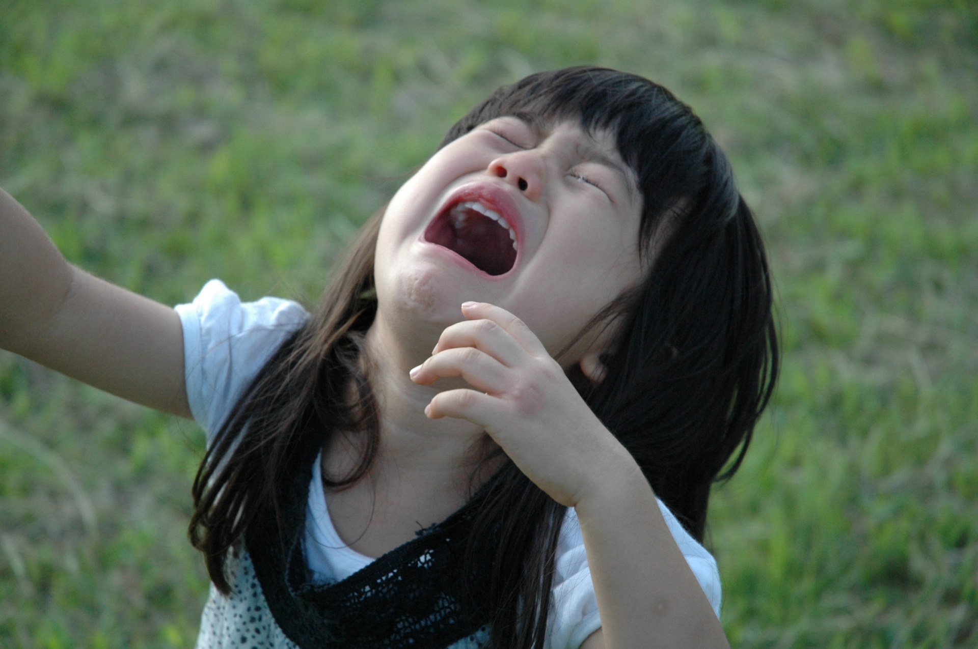 赤ちゃん返りの原因と対処法 保育のひきだし こどもの可能性を引き出すアイデア集