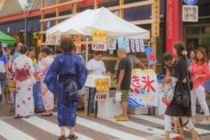 保育園で楽しい 夏祭り を 夏祭りのねらいと準備 ネタを紹介 保育のひきだし こどもの可能性を引き出すアイデア集