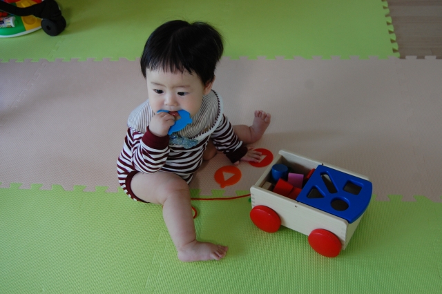 子育てで大変な時期と乗り越え方 特に大変な時期を乗り切ろう 保育のひきだし こどもの可能性を引き出すアイデア集 子育てで大変な時期と乗り越え方 特に大変な時期を乗り切ろう 保育のひきだし こどもの可能性を引き出すアイデア集